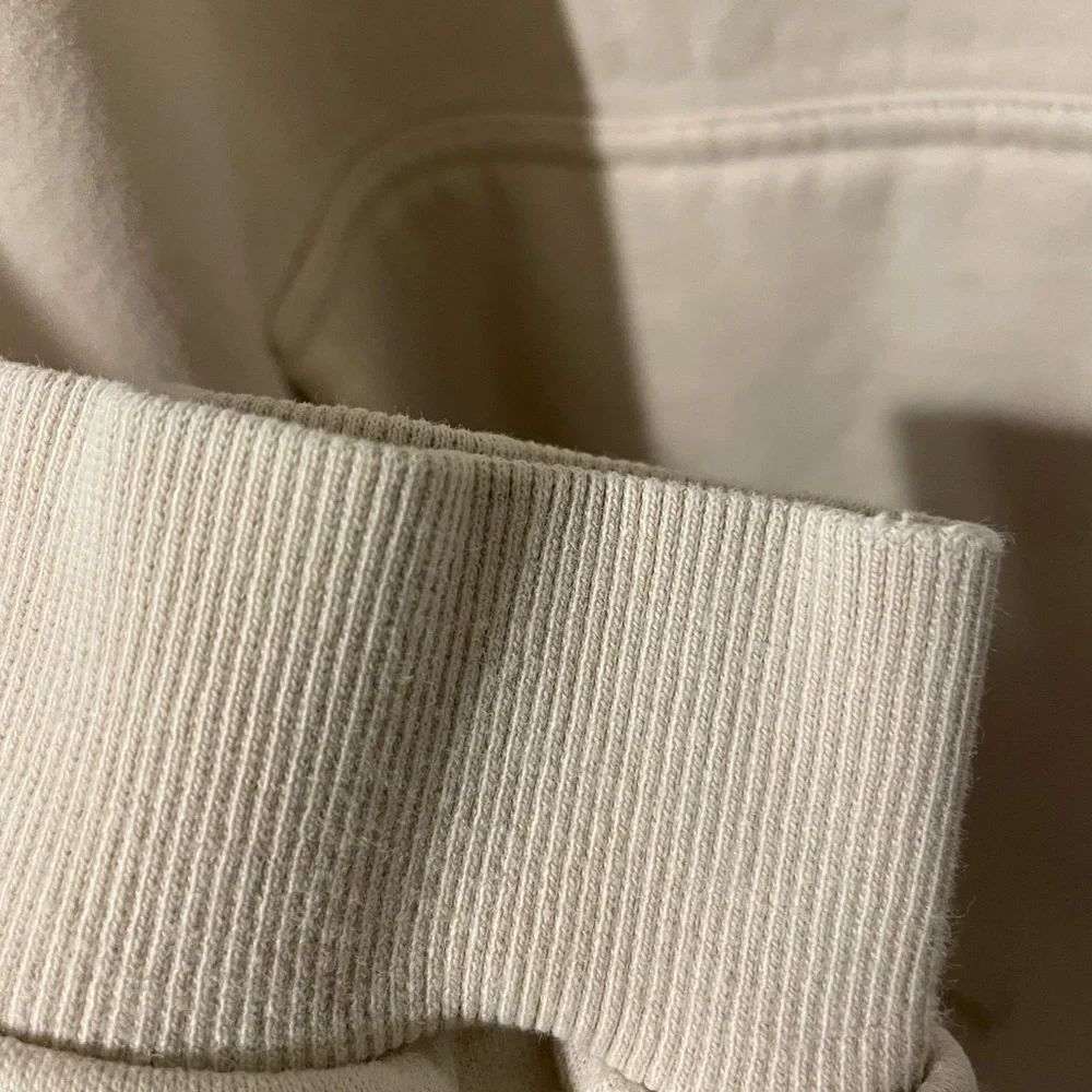 Comfrt Signature Hoodie in Bone - Picture 5 of 9